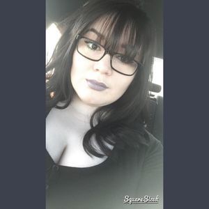 Meet your Posher, Alexandra